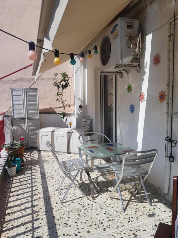 Quiet City Centre Apartment With Large Balcony Солун Екстериор снимка