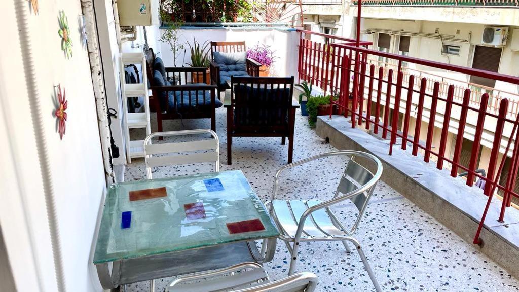 Quiet City Centre Apartment With Large Balcony Солун Екстериор снимка